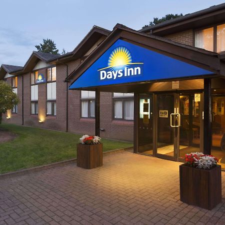 Days Inn Тонтон Екстер'єр фото